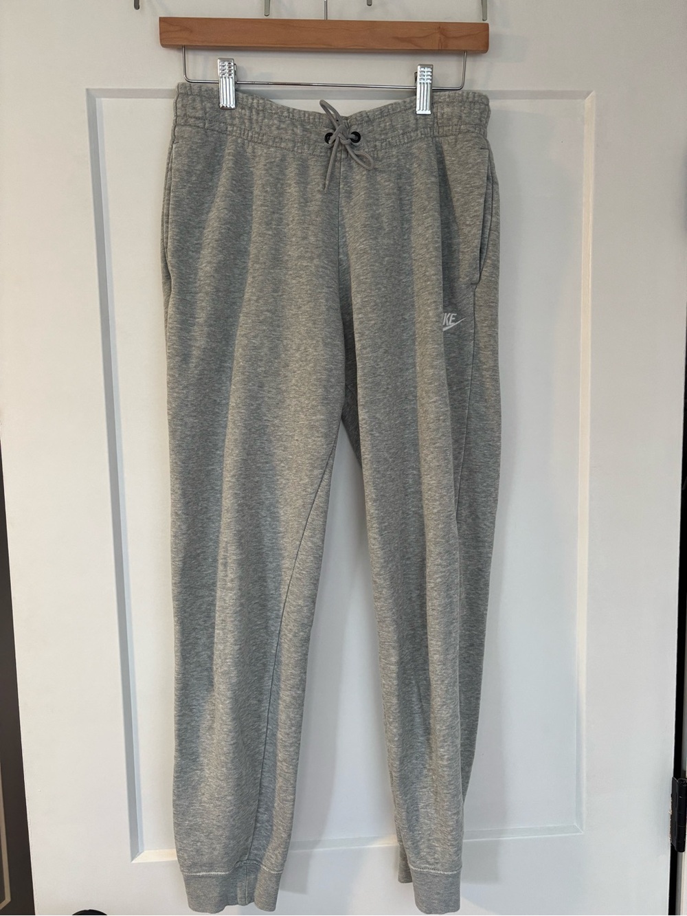Nike Women's Sportswear Club Fleece Mid-Rise Joggers in Dark Gray Heather